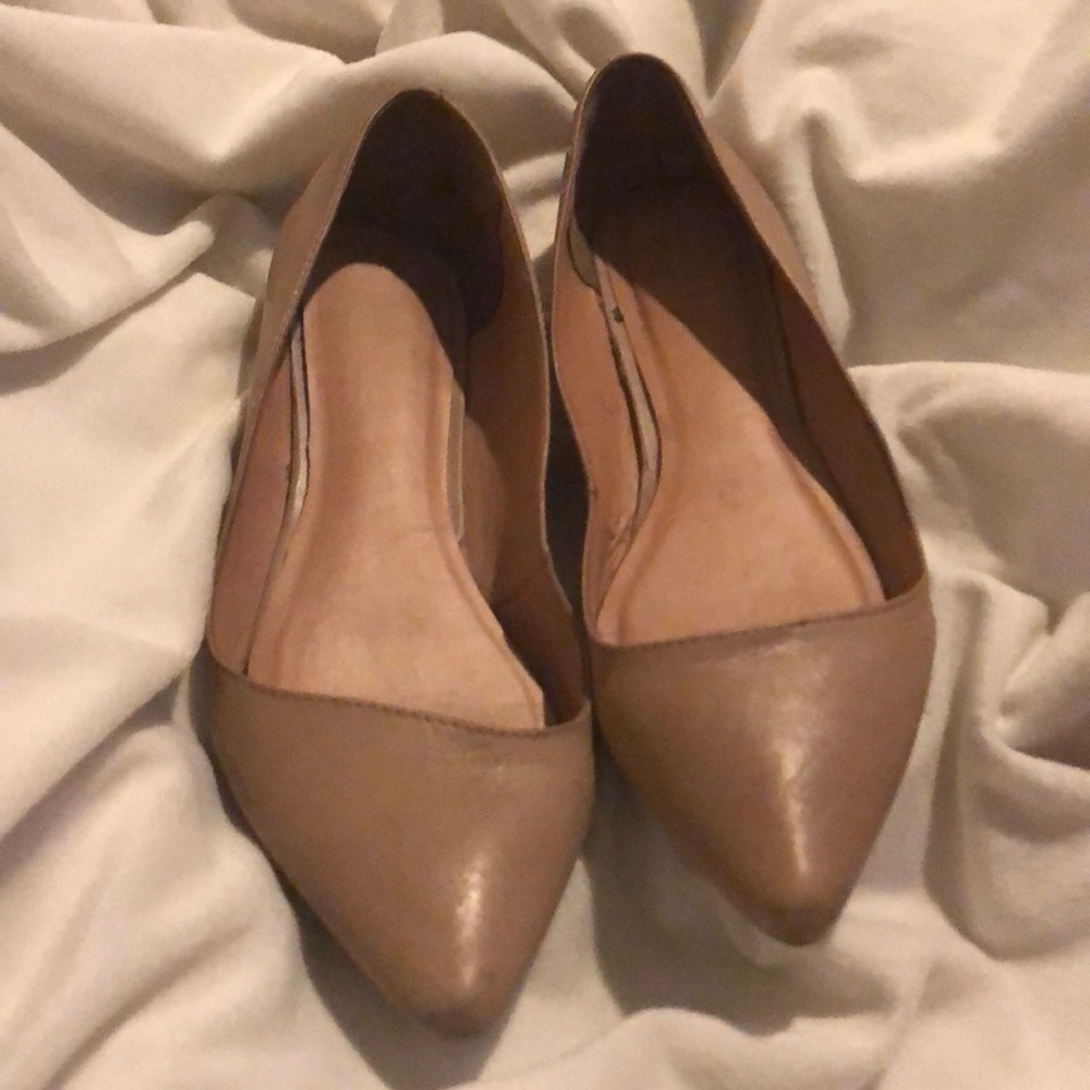 ALDO neutral beige pointed toe flats